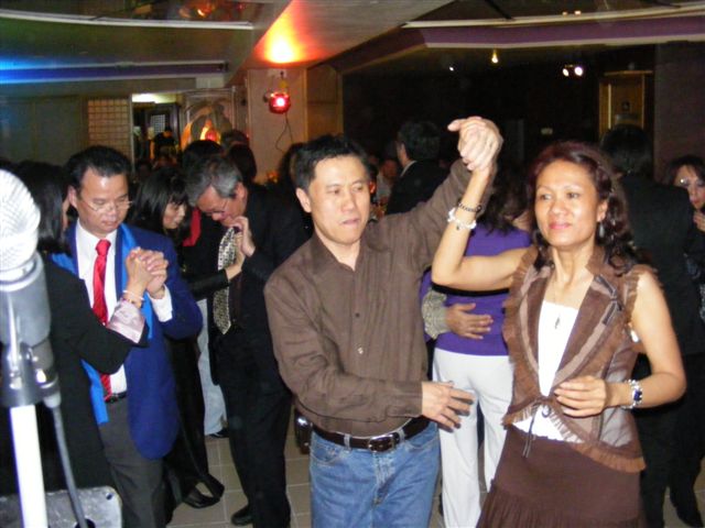 Promotion dvd laoParis-080308 078.jpg